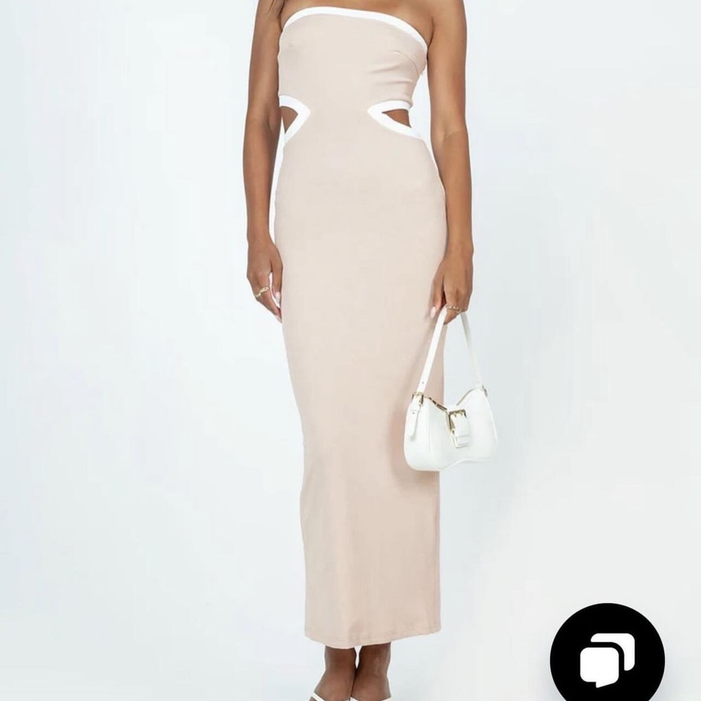 Elegant Tan Strapless Dress